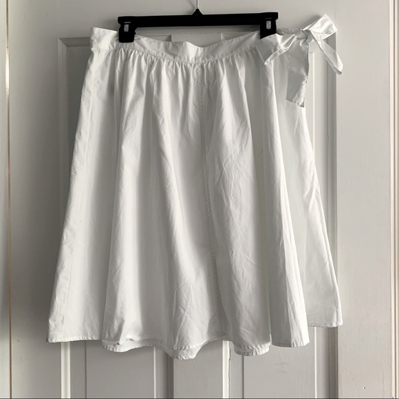 J.Crew white cotton circle skirt with bow tie and zip at hip NEW Size 8 - Picture 5 of 10